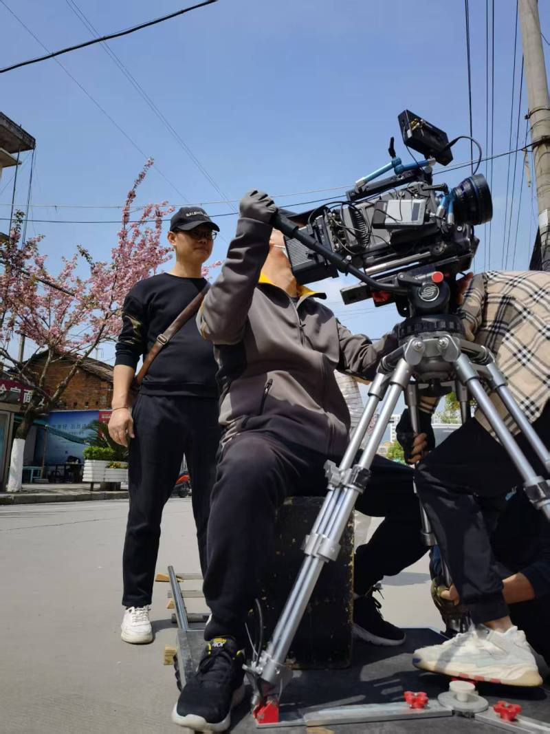 颍泉区广告片拍摄：快消品牌爆款之选，网感内容适配社媒传播！